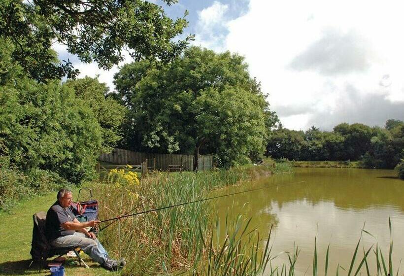 منتجع Pencnwc Holiday Park