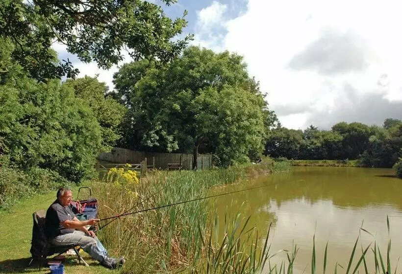 Lomakeskus Pencnwc Holiday Park