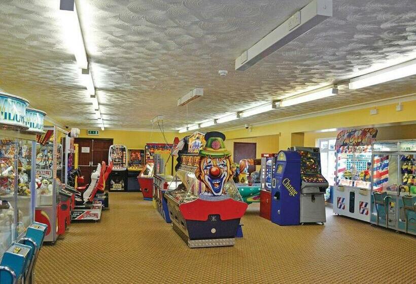 منتجع Pencnwc Holiday Park