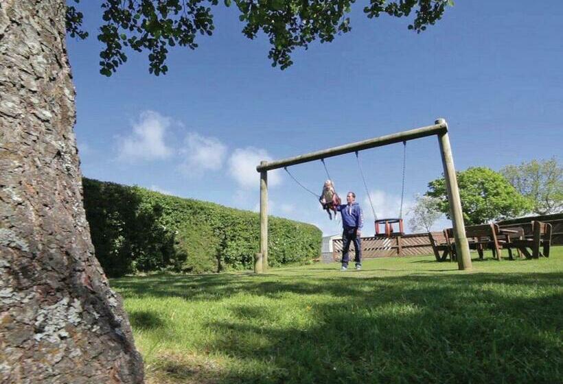 منتجع Pencnwc Holiday Park