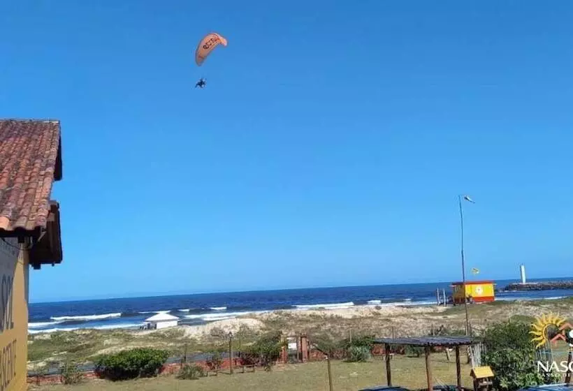 ユースホステル Pousada Moradas Do Sol Nascente