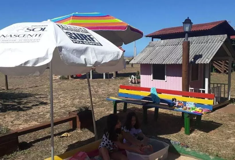 ユースホステル Pousada Moradas Do Sol Nascente