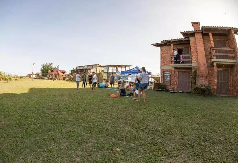 ユースホステル Pousada Moradas Do Sol Nascente