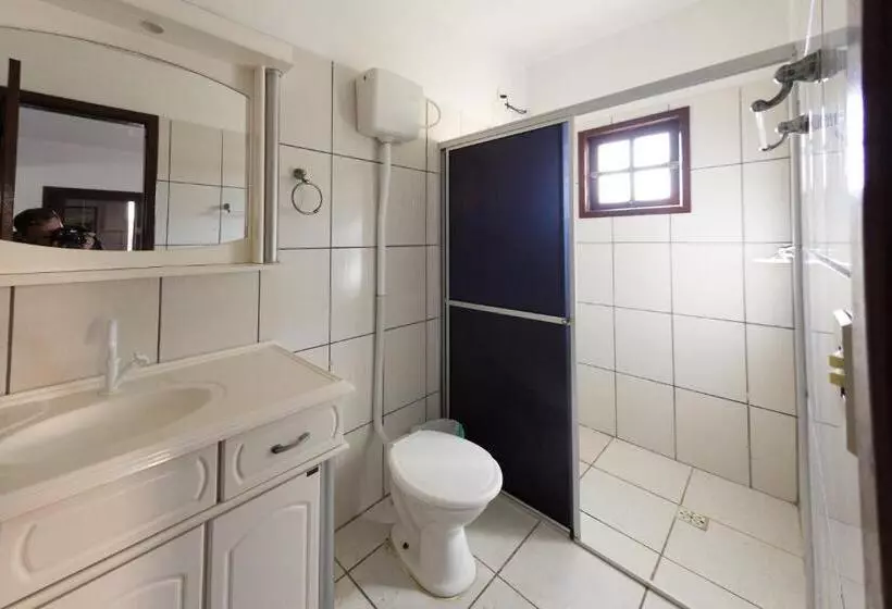 ユースホステル Pousada Moradas Do Sol Nascente