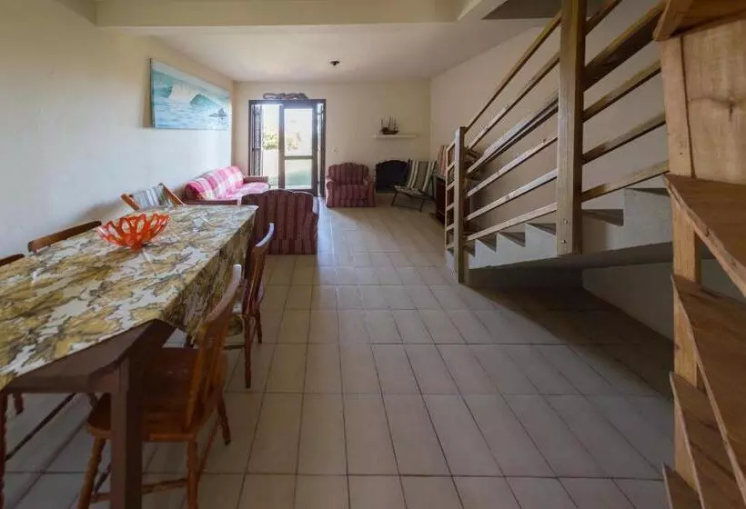 ユースホステル Pousada Moradas Do Sol Nascente