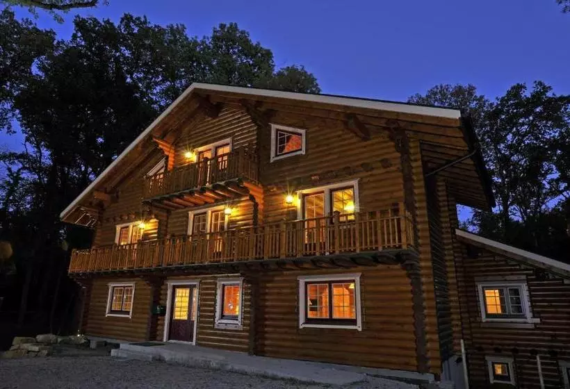 Appart Hôtel Le Pin Sylvestre