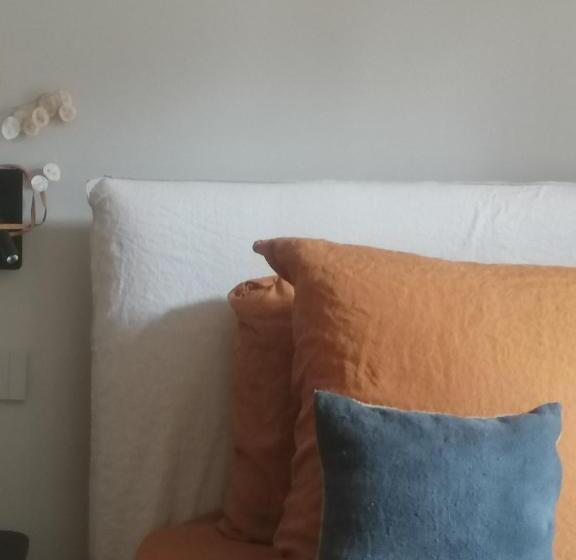 مبيت وإفطار La Chambre Du 21