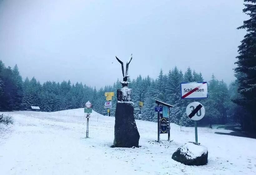 Aamiaismajoitus (B&B) Pension Slunečná