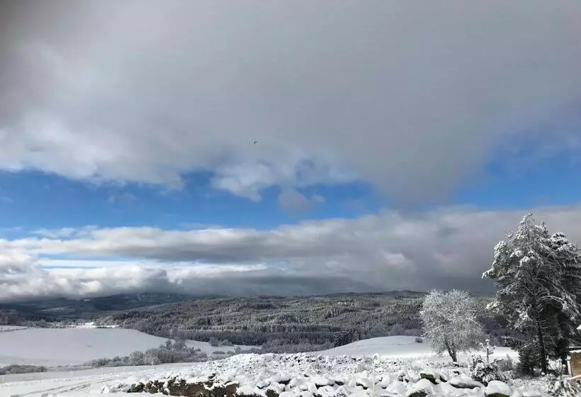 Aamiaismajoitus (B&B) Pension Slunečná