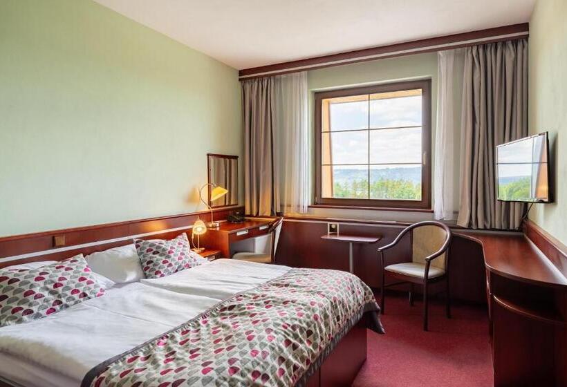 ホテル Orea Resort Panorama Moravský Kras