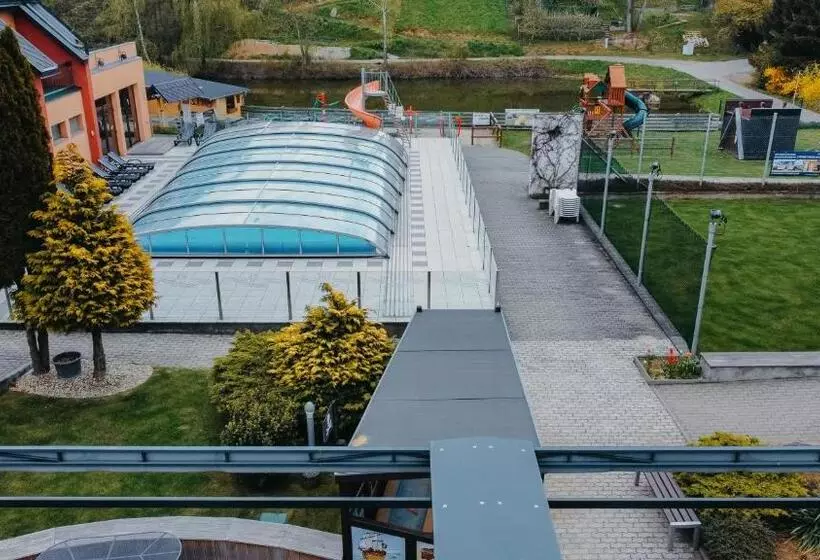 Hotelli Orea Resort Panorama Moravský Kras