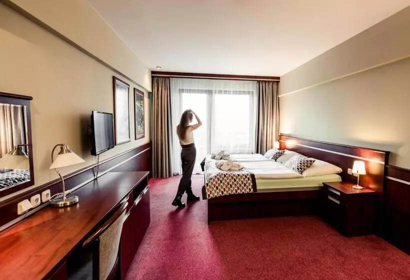 Hotelli Orea Resort Panorama Moravský Kras