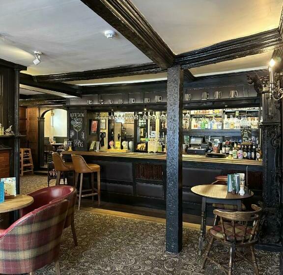 ホテル The Royal Lion