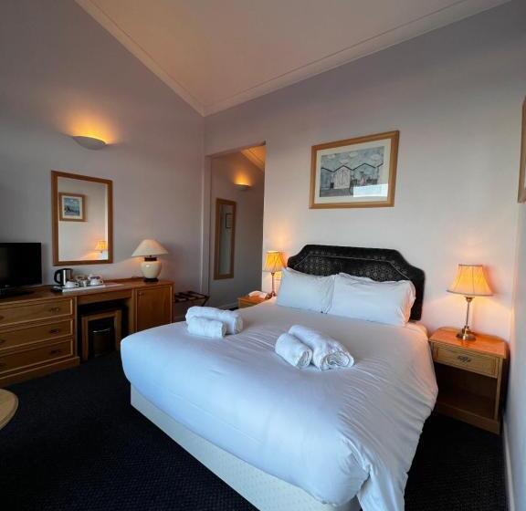 ホテル The Royal Lion