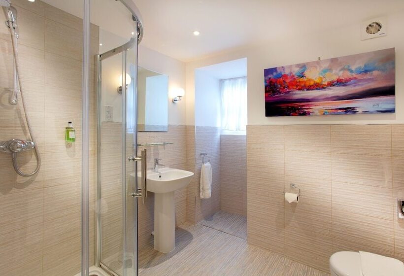 ホテル The Royal Lion