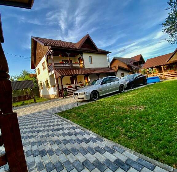 پانسیون Casa Chindris