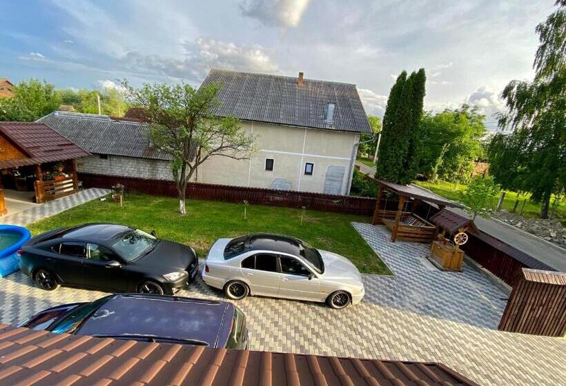 پانسیون Casa Chindris