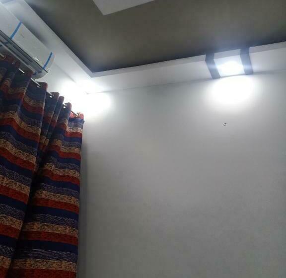 پانسیون Executive Inn Guest House