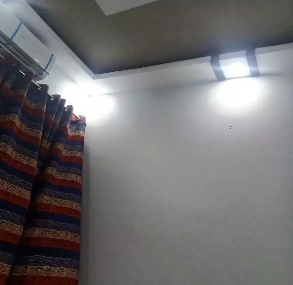 پانسیون Executive Inn Guest House