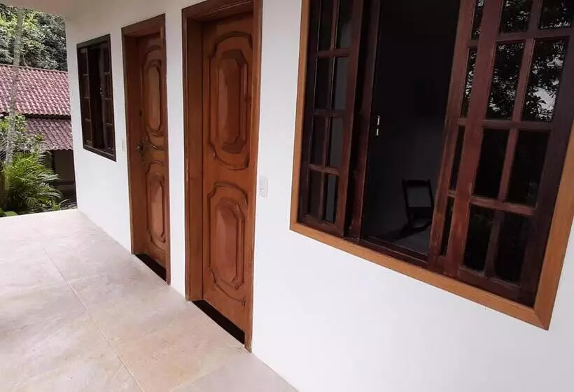 ペンション Ilha Suites   Vila Do Abraão