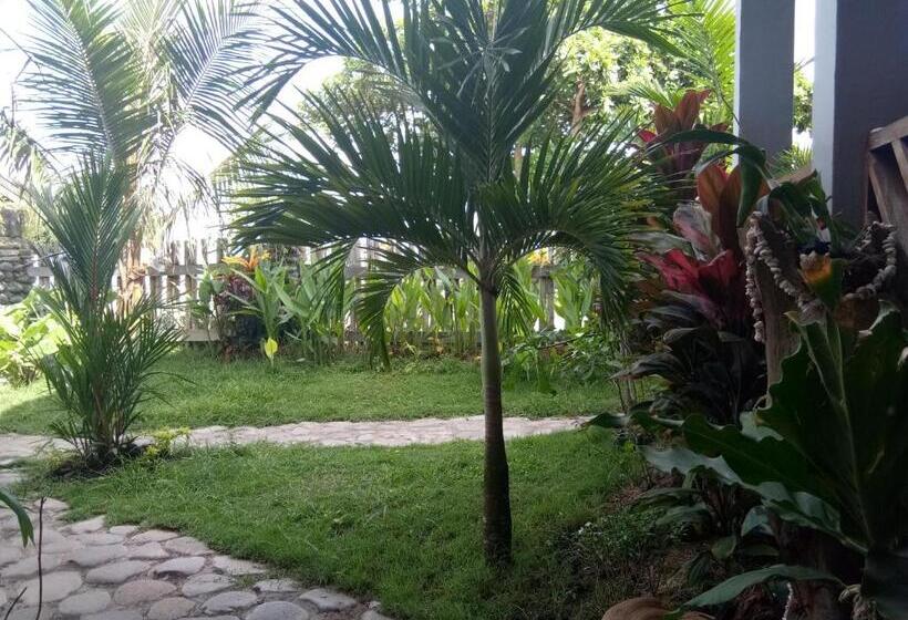 פנסיון Rock Pool Homestay