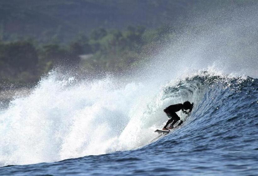 פנסיון Rock Pool Homestay