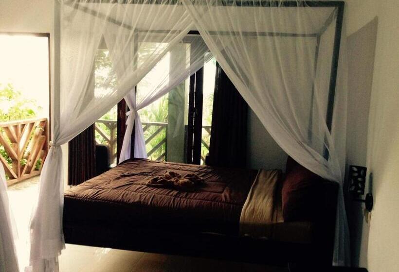 פנסיון Rock Pool Homestay