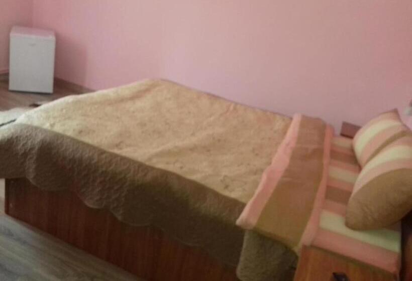 تختخواب و صبحانه Casa Doboş
