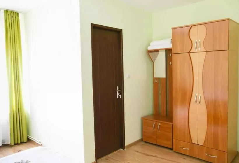 ベッドアンドブレックファースト Casa Doboş
