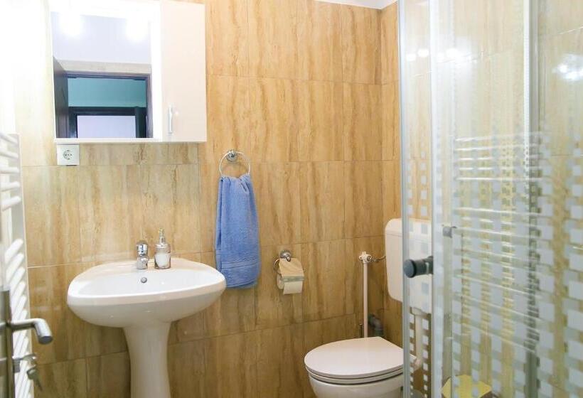 تختخواب و صبحانه Casa Doboş