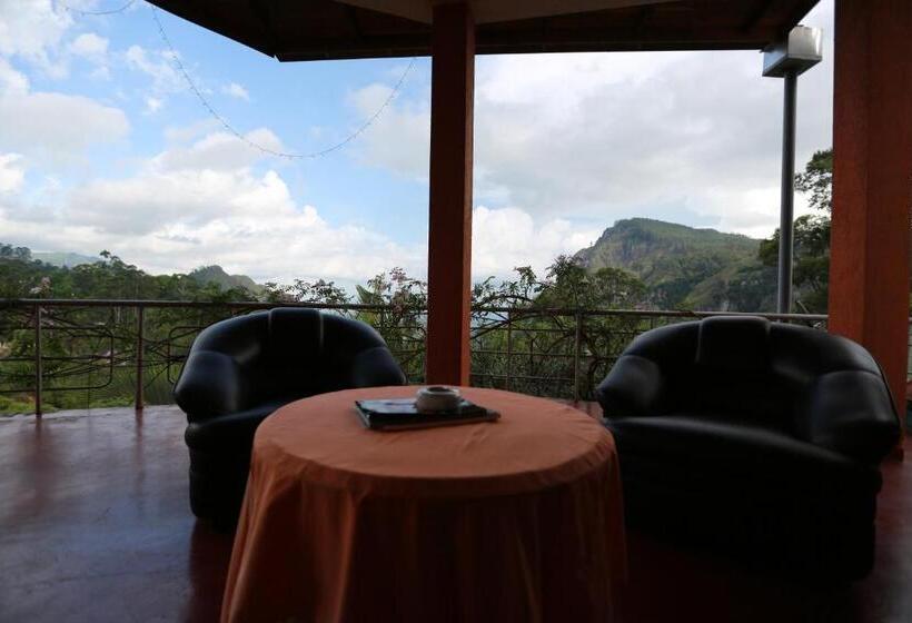 مبيت وإفطار Tea Garden Holiday Inn