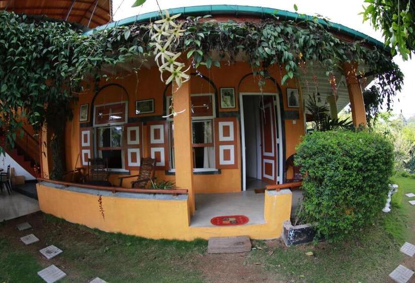 مبيت وإفطار Tea Garden Holiday Inn