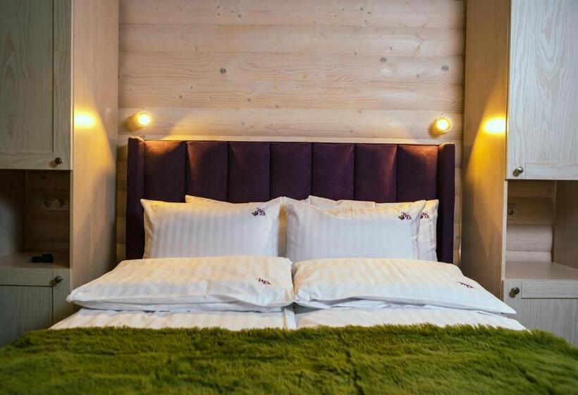 Hotel Whiteberry Studio