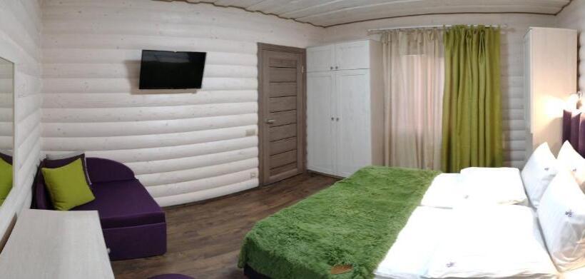 Hotel Whiteberry Studio