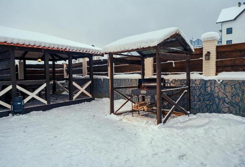 Hotel Whiteberry Studio