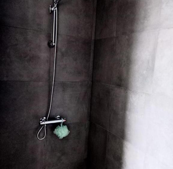 مبيت وإفطار Bij De Vlaamse Schuur