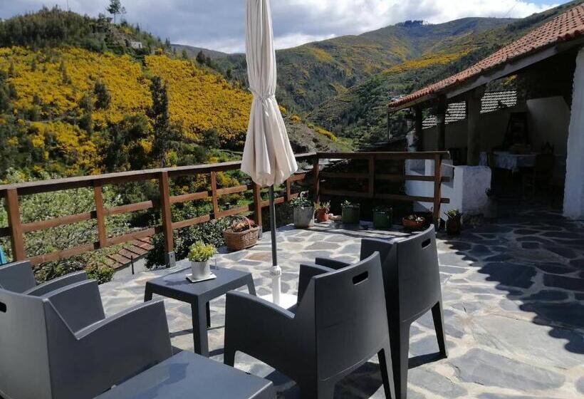 ベッドアンドブレックファースト Casa Do Alto Benfeita