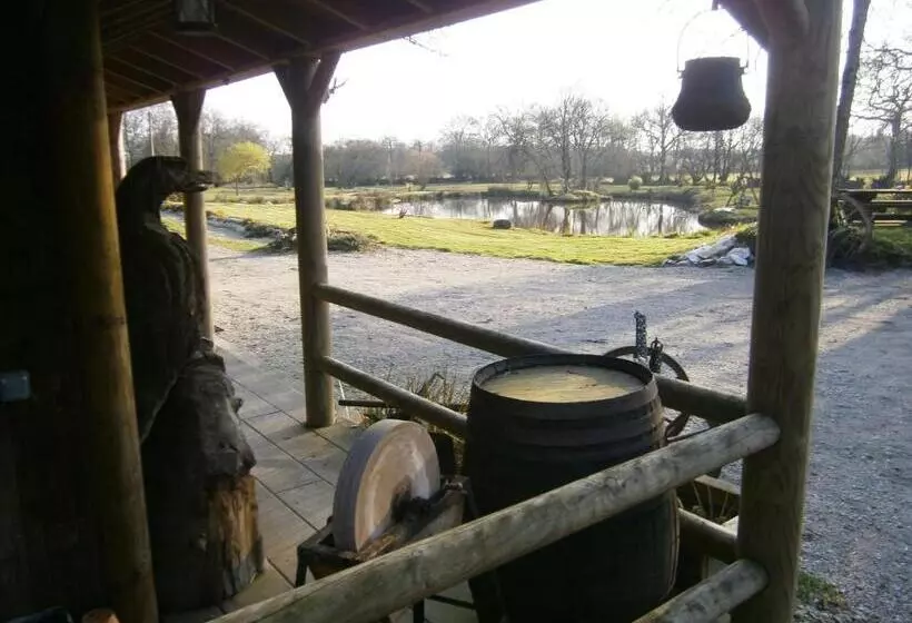 Aamiaismajoitus (B&B) Chambre D Hôte Atypique Trappeur West Little Ranch