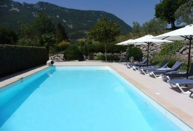 Aamiaismajoitus (B&B) Le Petit Collet