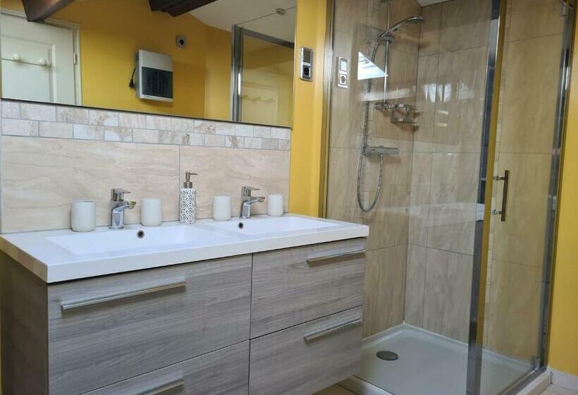 مبيت وإفطار Le Petit Collet