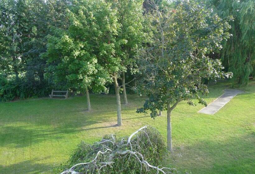 Résidence Cosyade équipée D Un Parking Privé Gratuit