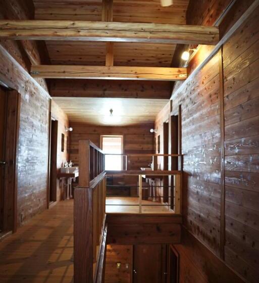 호텔 Björk （森の宿 ビヨルク）