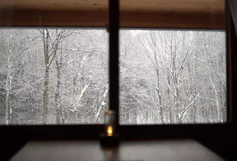 Hotelli Björk （森の宿 ビヨルク）