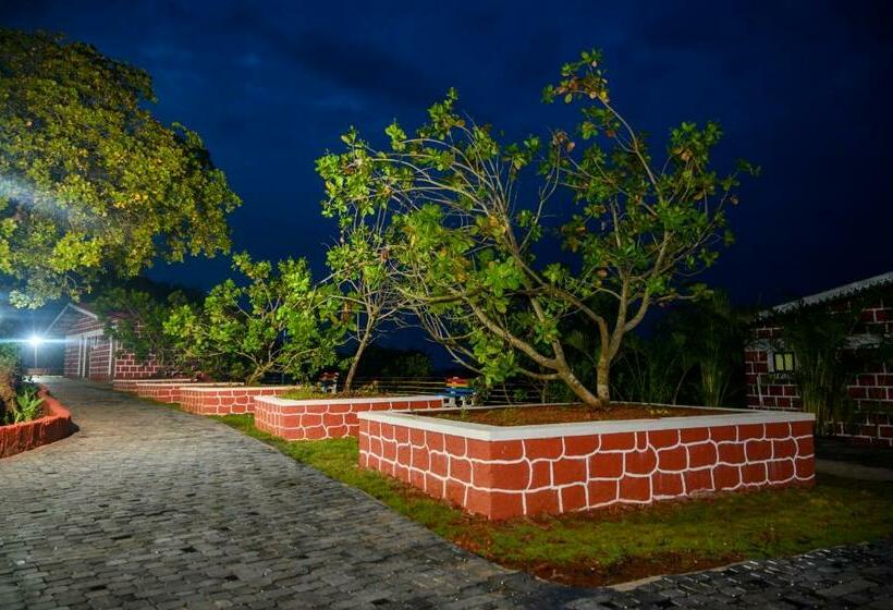 فندق Chandus Royal Palms