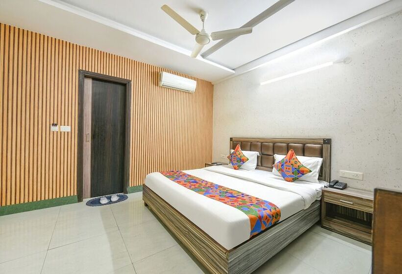 Fabhotel Ess Pee Grand