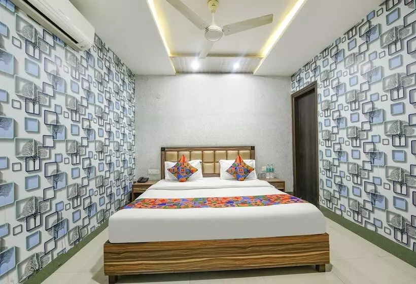 Fabhotel Ess Pee Grand
