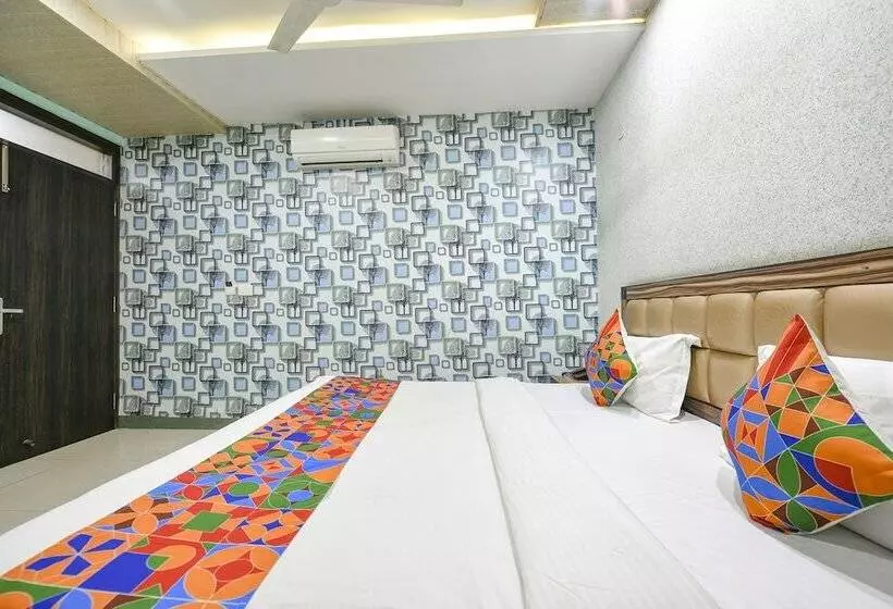 Fabhotel Ess Pee Grand