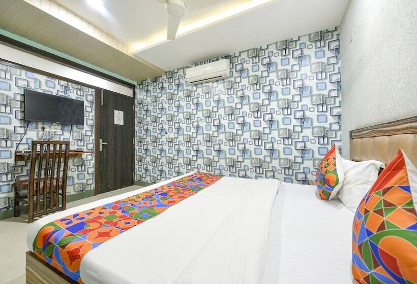 Fabhotel Ess Pee Grand