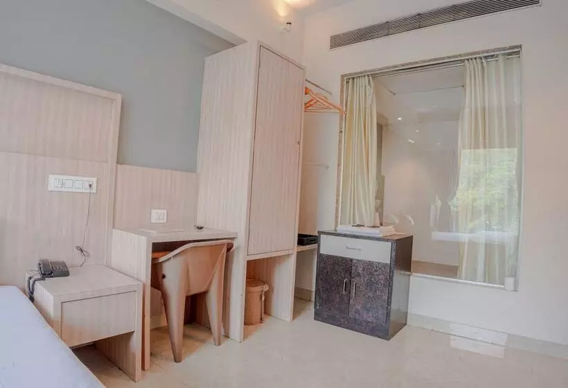 Hotelli Kjsp Seasons