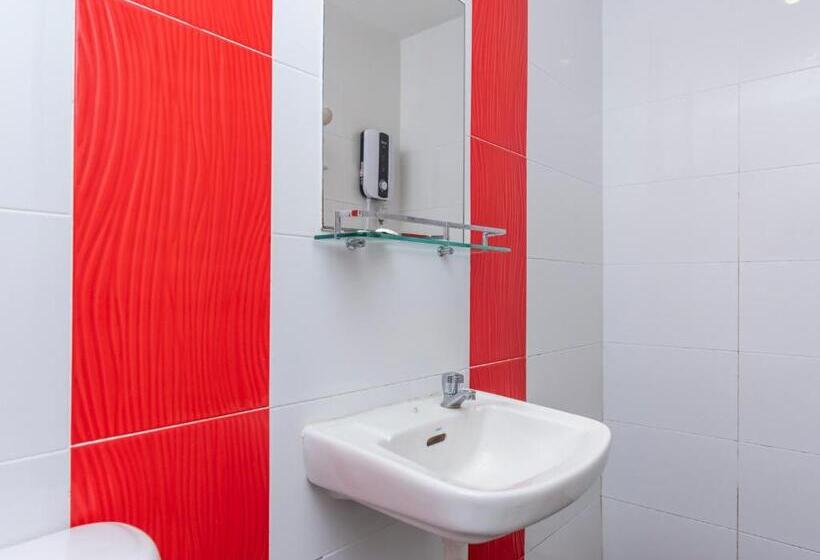 Remember Hotel Bukit Gambir